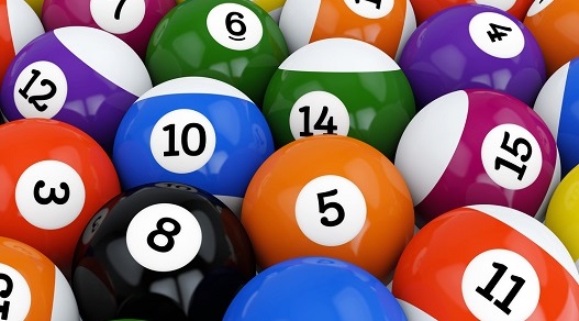 Lotteribollar med nummer